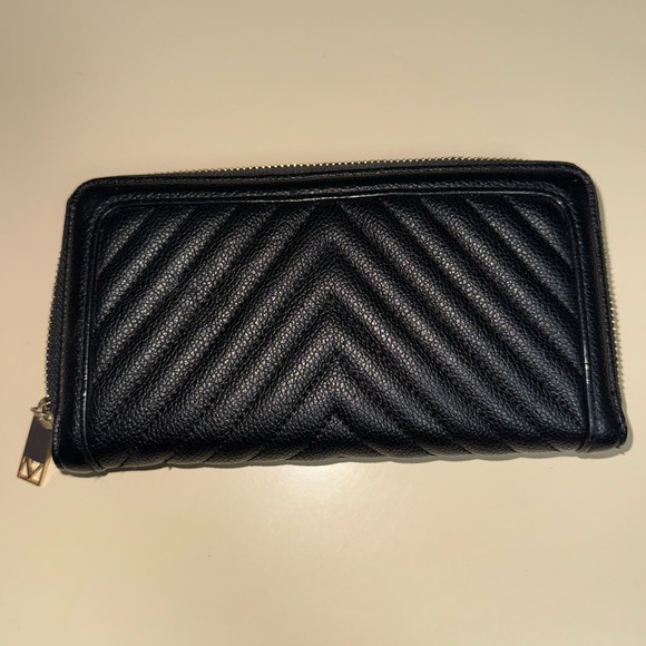 Victoria's Secret Black Chevron Wallet - Picture 2 of 3
